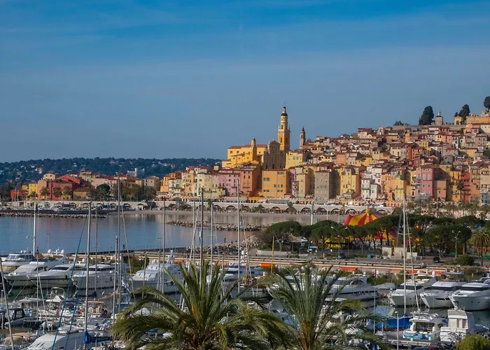 Ibis Budget Menton Bord De MerAlbergo